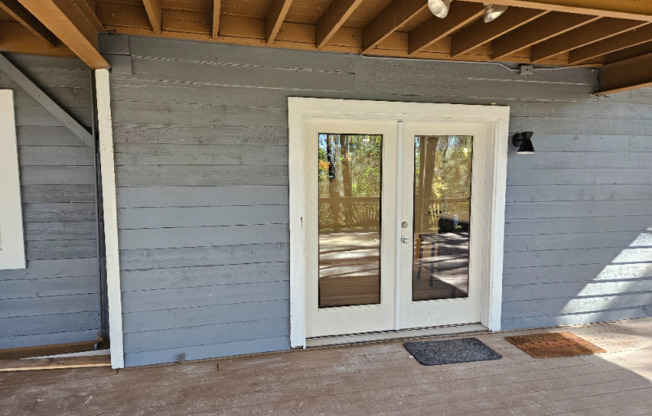30076 ROSWELL GDNS