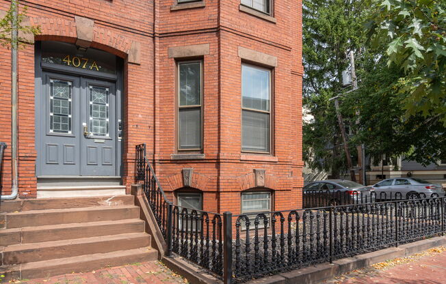 407 BROADWAY