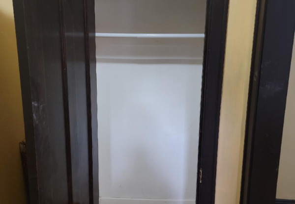 10919 21 S VERNON AVE