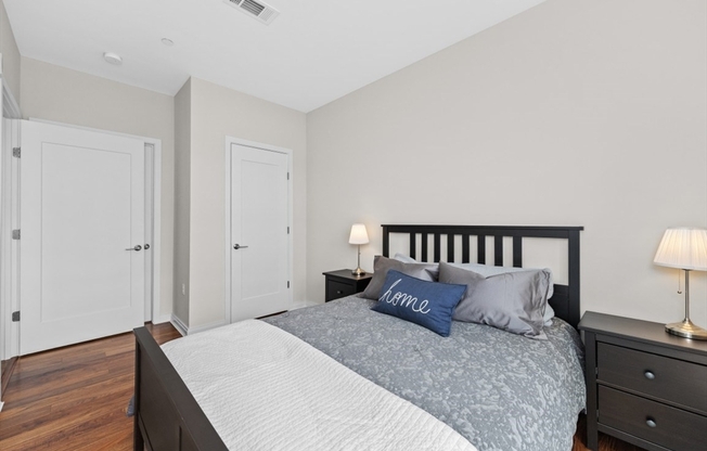2 beds, 2 baths, 1,194 sqft, $4,000, Unit 417