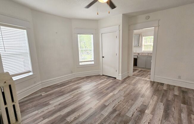 BG - 1076 21st St