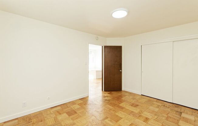 1 bed, 1 bath, 700 sqft, $2,450, Unit 118