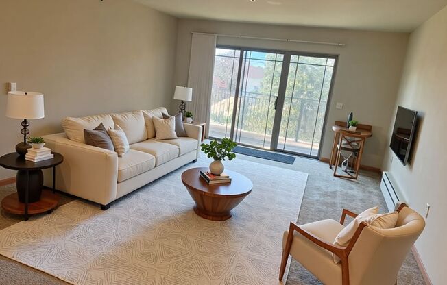 1 bed, 1 bath, 756 sqft, $1,605, Unit 290-206