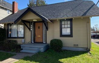 Fantastic 4 bed, 2 bath vintage bungalow!