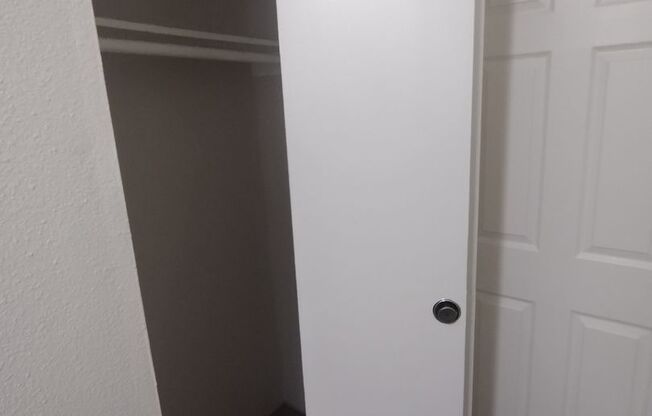 2 beds, 1 bath, 776 sqft, $1,500, Unit 098