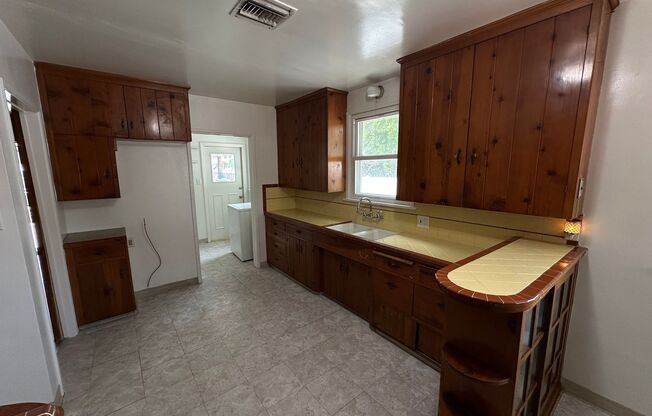 3 Bed, 2 Bath Home in Lake Balboa