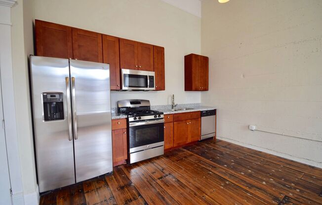 1 bed, 1 bath, 594 sqft, $975, Unit 504