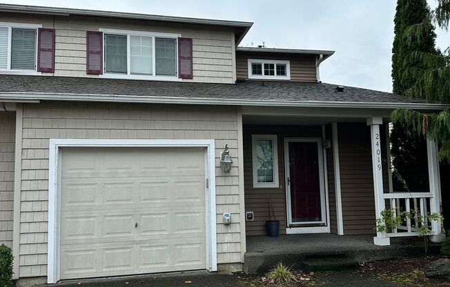 2 Bd / 2.5 Ba Maple Valley Townhouse