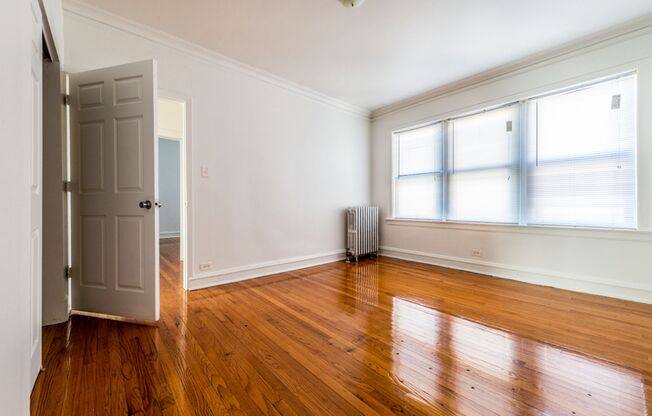 7700 S Kingston