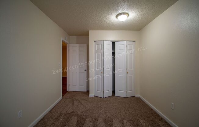 3 beds, 1.5 baths, $1,395