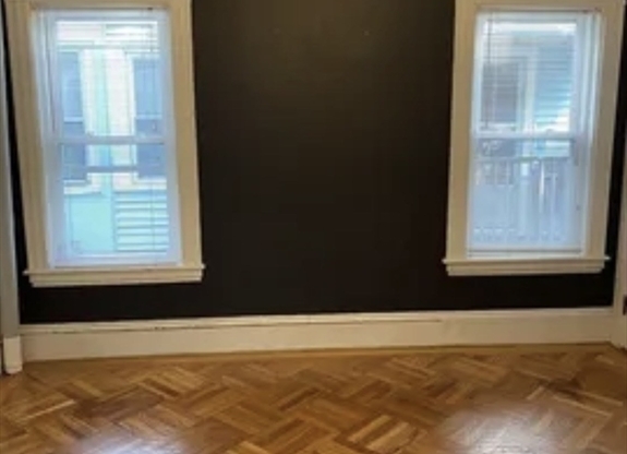229 HIGHLAND AVE