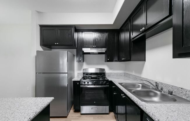 2 beds, 2 baths, 998 sqft, $2,203, Unit 1641 - 102