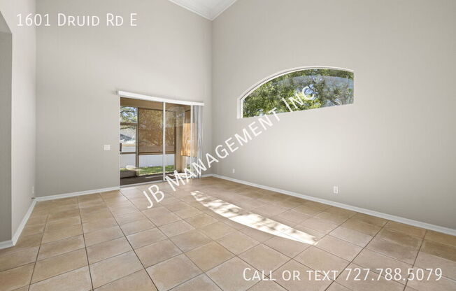 1601 DRUID RD E