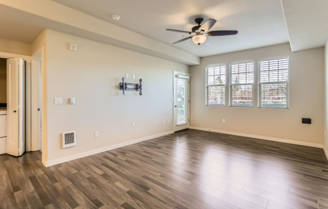 Beautifully Updated Bethany Condo with Private Patio Backing to Greenspace & Prime Location!