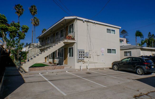 1 bed, 1 bath, 425 sqft, $1,995, Unit C