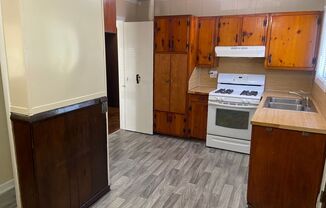 4 beds, 1 bath, $1,050