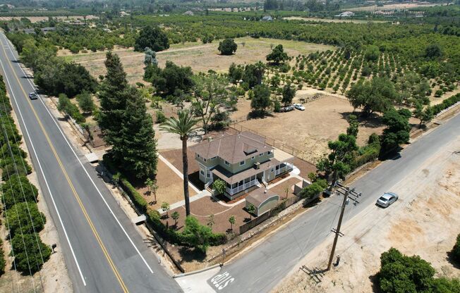 Beautiful Two-Story 4-Bedroom Historic Home in Redlands!