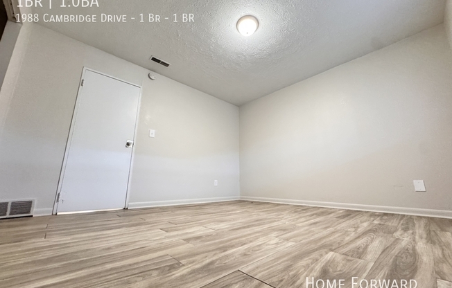 1988 Cambridge Dr