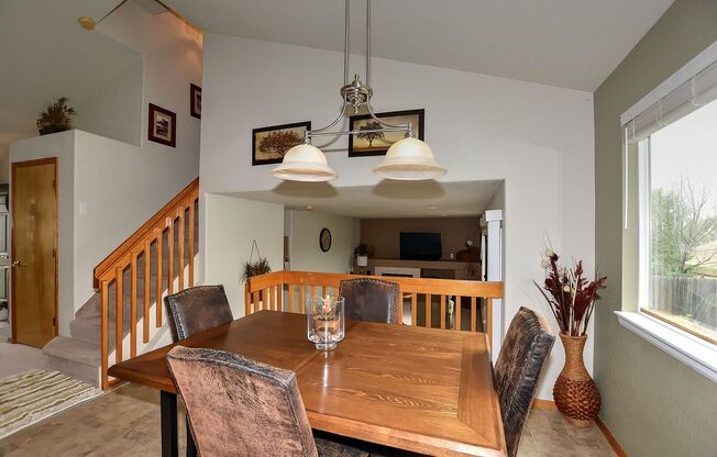 403 PEYTON DR