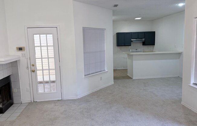 4037 HEARTHSTONE DR