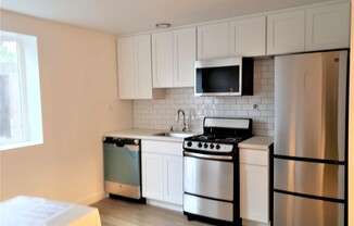 1 bed, 1 bath, 354 sqft, $1,295, Unit 105