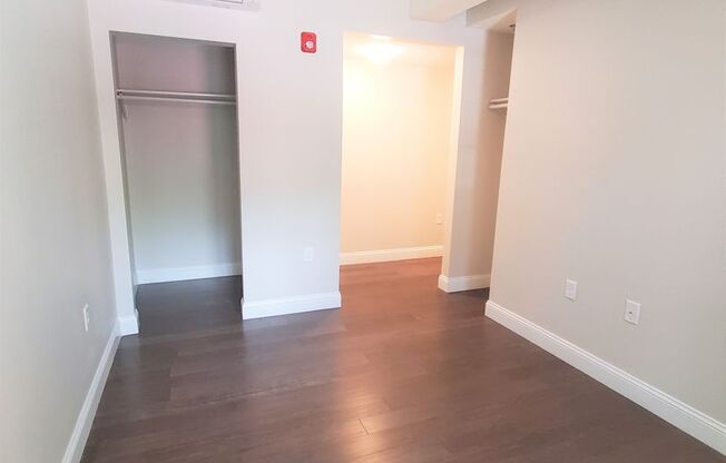 2 beds, 1 bath, 817 sqft, $2,150, Unit 104