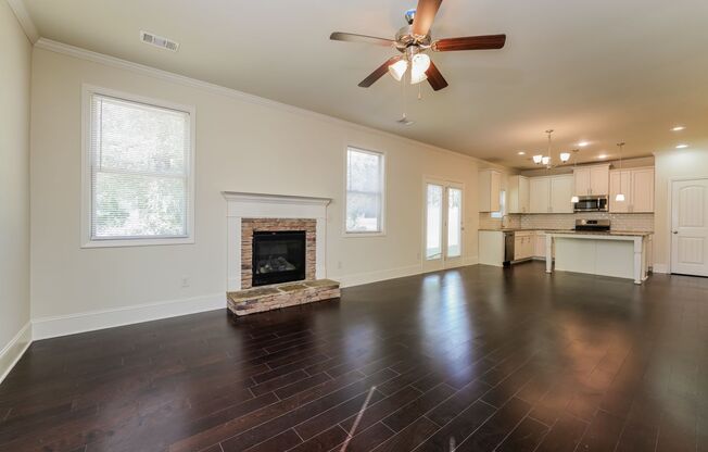 Gorgeous 4-Bedroom Home in Premier North Forsyth School District – Space, Style & Convenience!