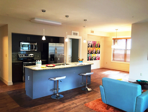 2 beds, 2 baths, $1,985, Unit 101