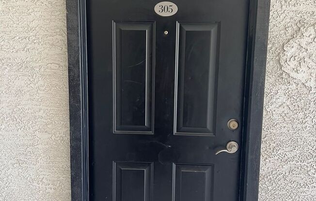 1 bed, 1 bath, 760 sqft, $1,200, Unit 305