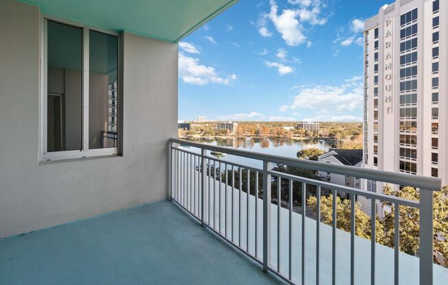2 beds, 2 baths, $2,795, Unit Unit 1013