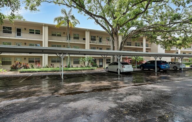 1bed/1bath 3rd Floor Unit in Patrician Oaks, 55+, Dunedin! Furnished OR Unfurnished!