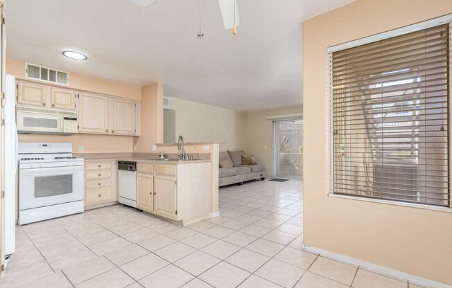 2 beds, 2 baths, $1,295, Unit # 1146