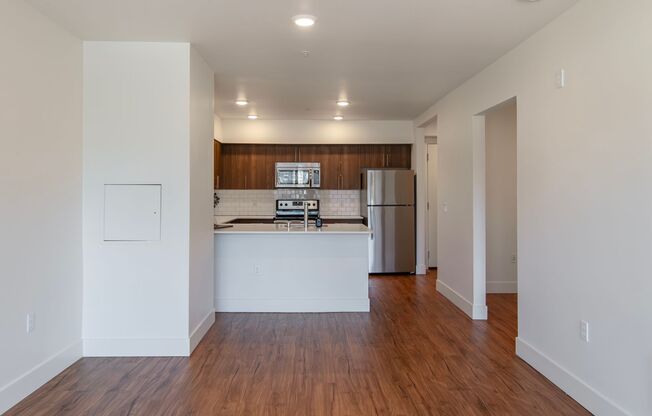 2 beds, 2 baths, 1,042 sqft, $4,025, Unit 510