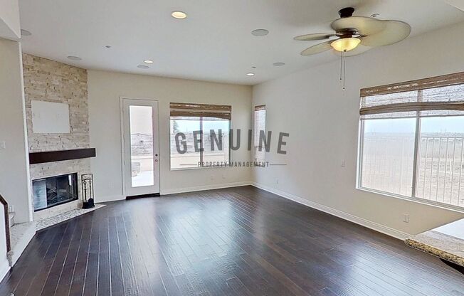 Spacious 3Bd 2.5Ba 2 Story Home w/ Fabulous Views