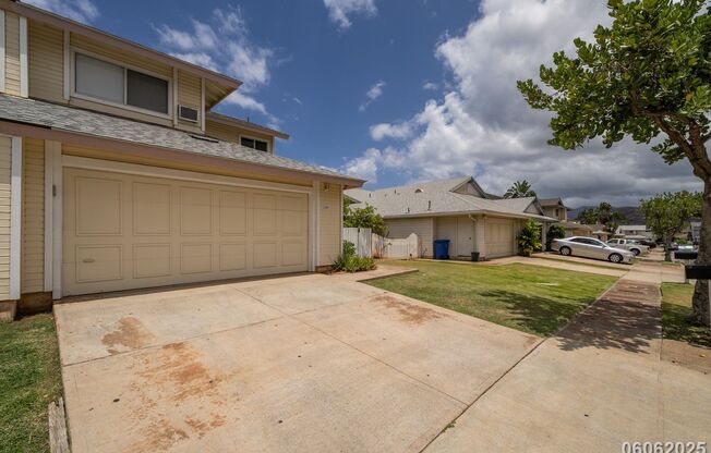3 Bed 2.5 Bath With EV CHARGING