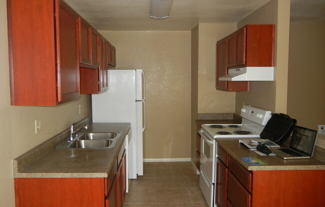 Beautiful remodeled 1 bedroom 1 bath apartment. Water and trash included.