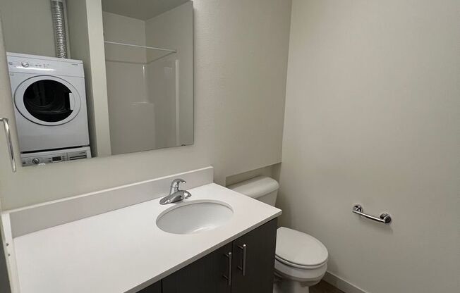 Studio, 1 bath, 306 sqft, $1,245, Unit 203