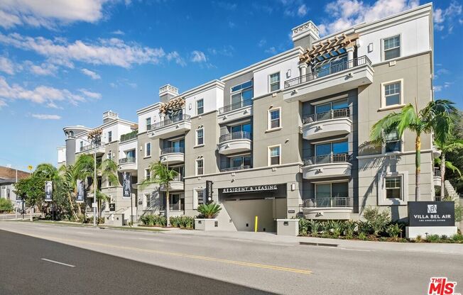 2 beds, 2 baths, 1,222 sqft, $6,295, Unit 212