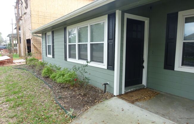 For Lease | 3 Bed, 1 Bath | 1,074 Sq Ft |Oak Forest–Garden Oaks |