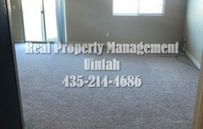 3 bed 2.5 bath townhome in Fox Run