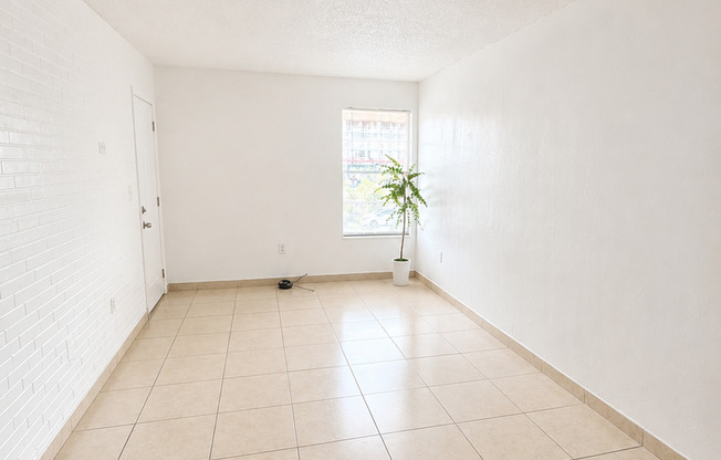 1 bed, 1 bath, 750 sqft, $1,750, Unit C04