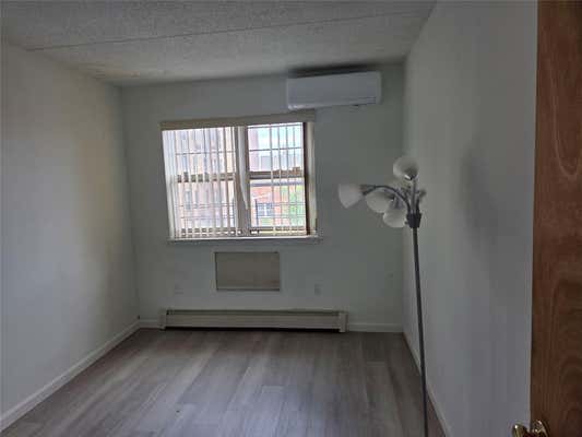 832 BRYANT AVE