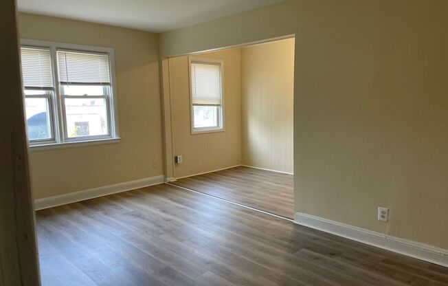 910 E. Patapsco Ave.