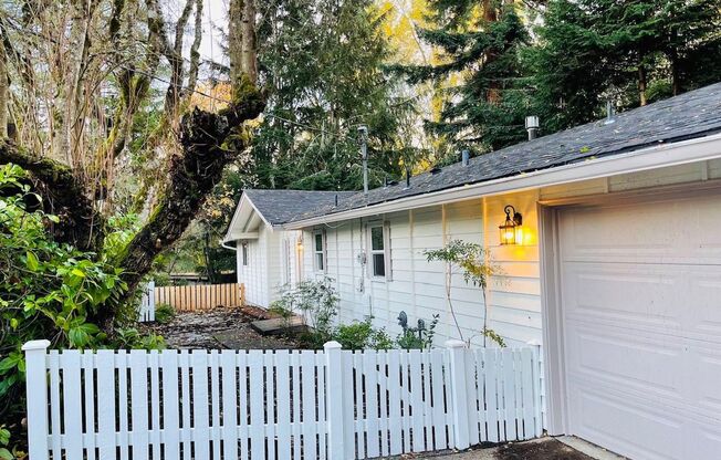 4 beds, 2.5 baths, $3,455