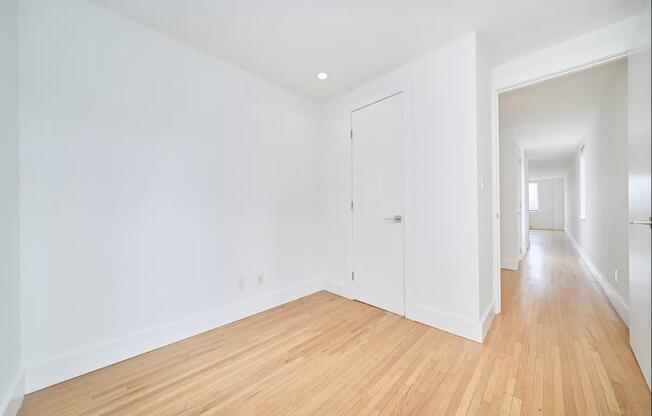 Studio, 1 bath, 628 sqft, $3,214, Unit 5B