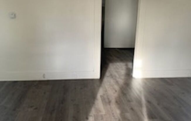 2 beds, 1 bath, $1,450