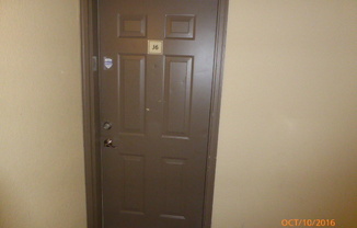 Charming 2 Bed 2 Bath Condo in Factoria