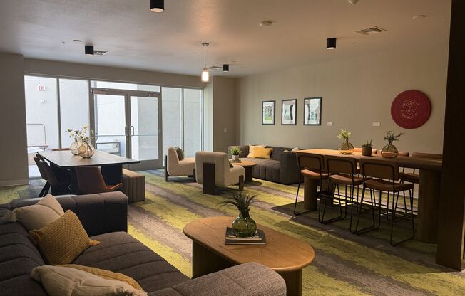 1 bed, 1 bath, 580 sqft, $1,465, Unit 204