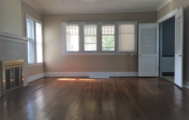 642 Lafayette NE- Water included. 1.5 bathrooms. Washer/dryer hookup!