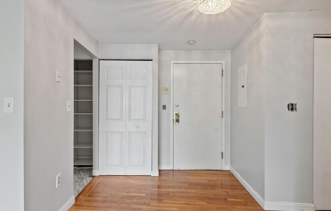 3 Douglas Park 215